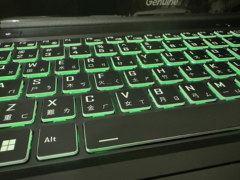 蝦皮撿寶樂 到底要二手?全新?拆封檢查99新捷元15x開箱體驗💻