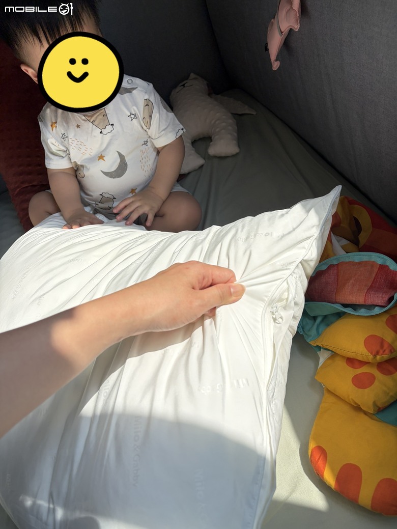 不只睡覺能用，平常放空也很適合｜逗寶 Milo & Gabby 動物好朋友大枕