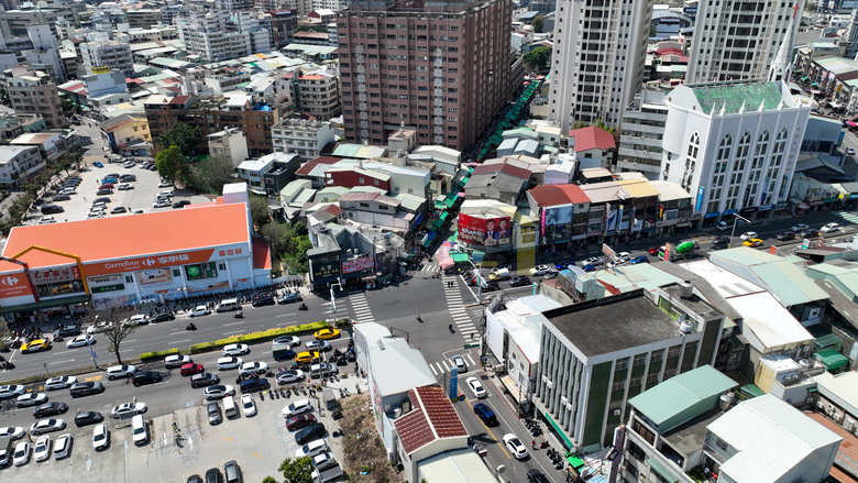 🌟 北屯【純2房雙衛浴】 走路7分鐘到綠線捷運 快速到中央公園享受重大建設 精華地段均質捷運宅 空拍分享