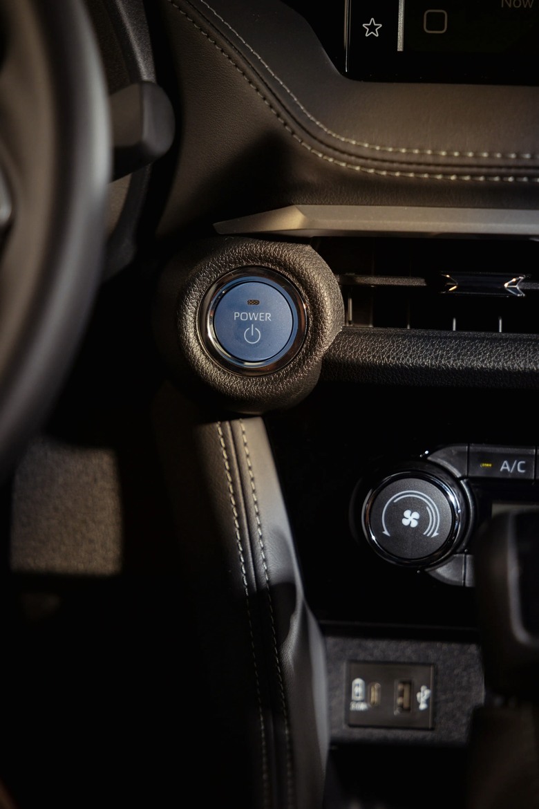 和泰最便宜的老妖精VIOS，2026該追上東南亞了吧