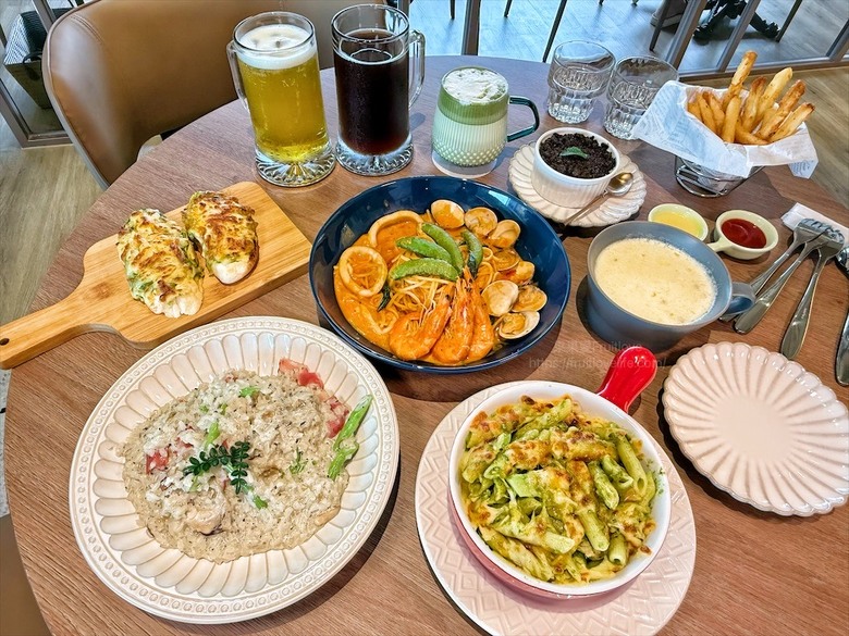 平價義大利麵、燉飯、焗烤推薦,主餐送超大杯飲料,聚餐、下午茶首選