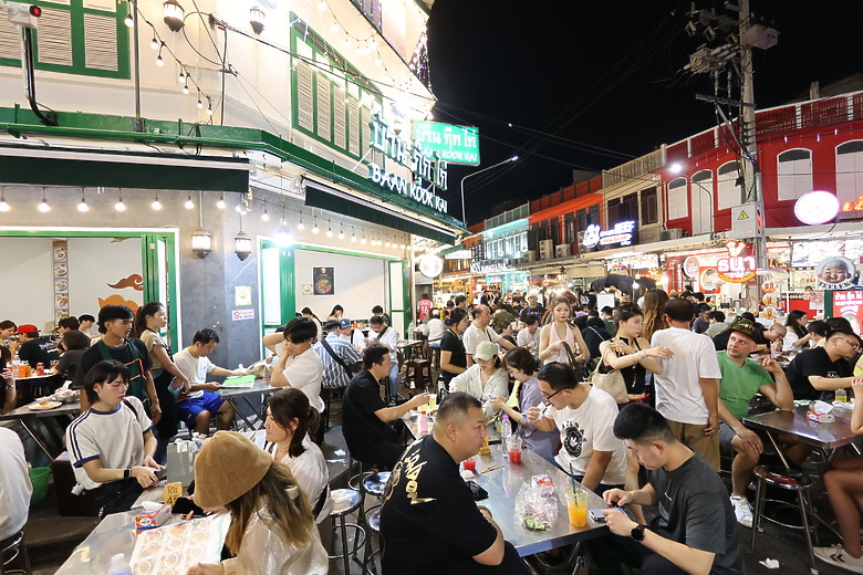 點我看大圖 泰國曼谷--Dusit Central Park百貨/唐人街夜市/ICONSIAM購物中心/美食觀光巴士/BIG C伴手禮天堂/朱拉隆功夜市