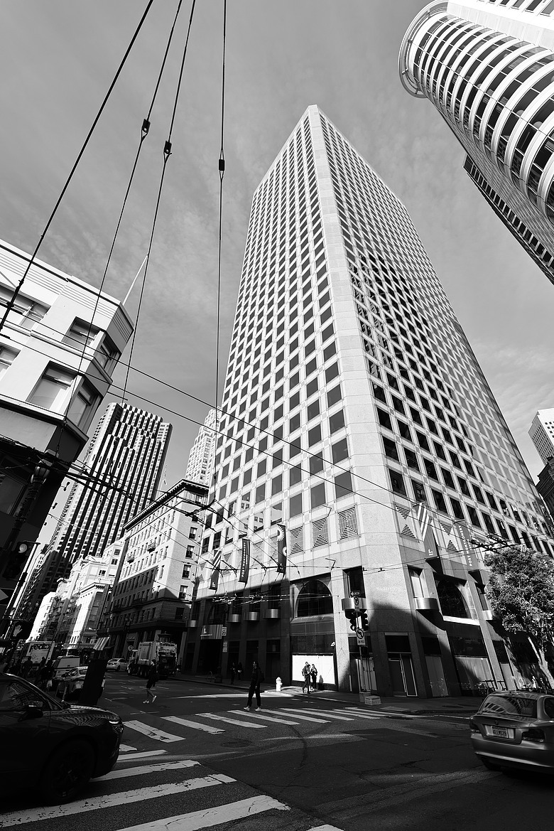Canon RF 14mm F1.4L VCM 評測報告｜星野攝影首選、極致光學的巔峰之作！
