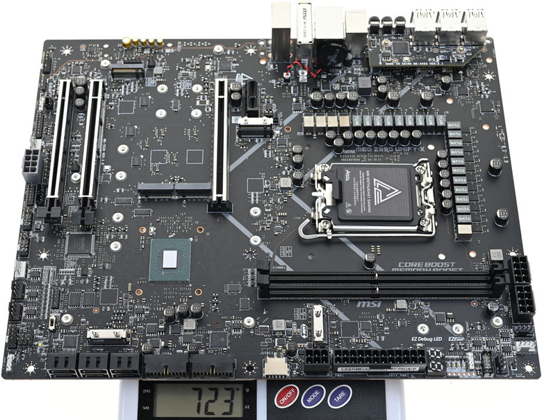 MSI MEG Z890 UNIFY-X主機板開箱(硬體篇)