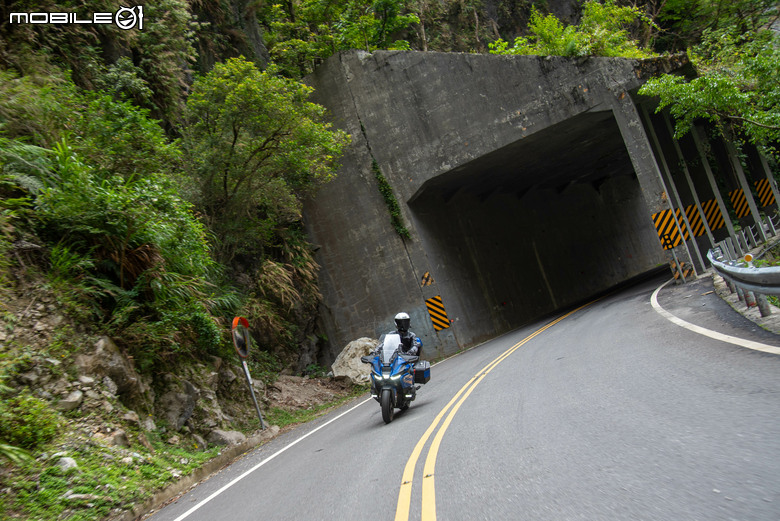 BMW R 1300 RT 環島試駕｜巨鯨巡山海，三十啟壯遊