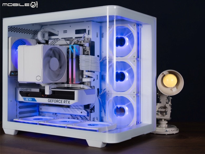 誠意升級 全漢M580 Pro 完整曲面玻璃海景機殼
