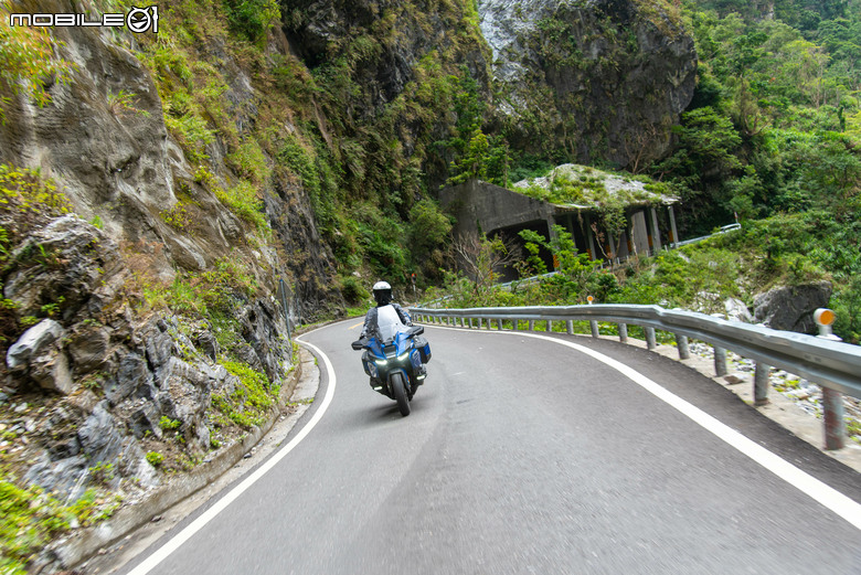 BMW R 1300 RT 環島試駕｜巨鯨巡山海，三十啟壯遊