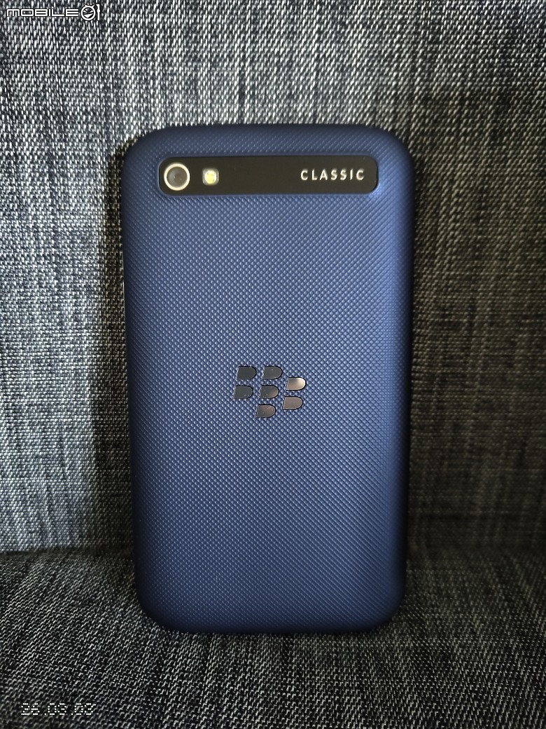 BlackBerry Classic 經典復刻 Zinwa Q25 四色全家照