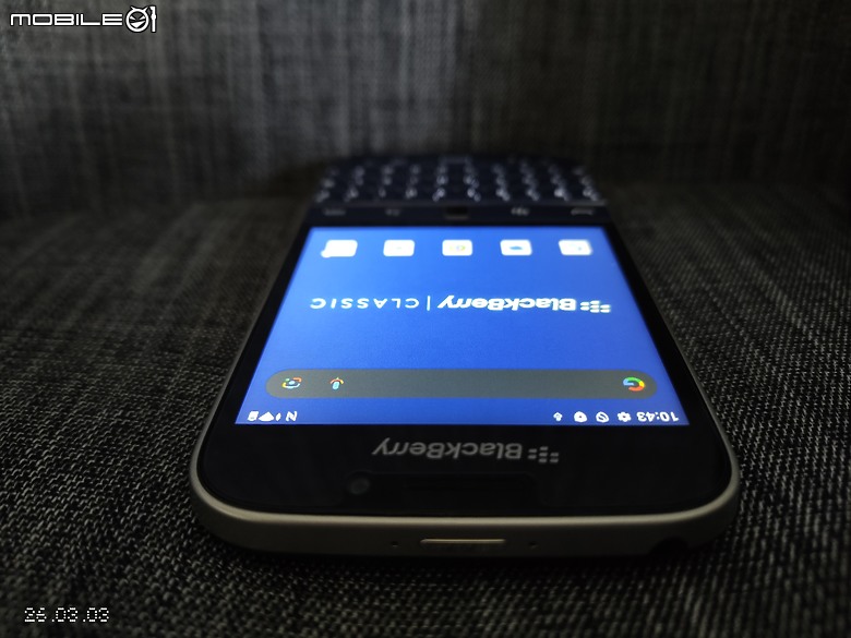 BlackBerry Classic 經典復刻 Zinwa Q25 四色全家照