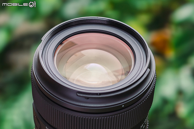 Tamron 35-100mm F2.8 DiIII VXD(A078)評測報告|極致輕量化之作、「人像/旅遊」通吃的全能之選!