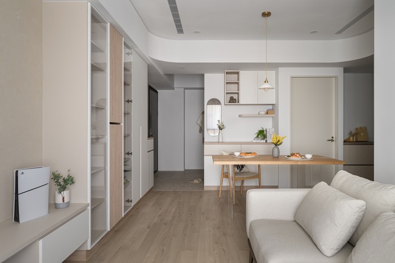 溫馨奶茶木質風小窩開箱