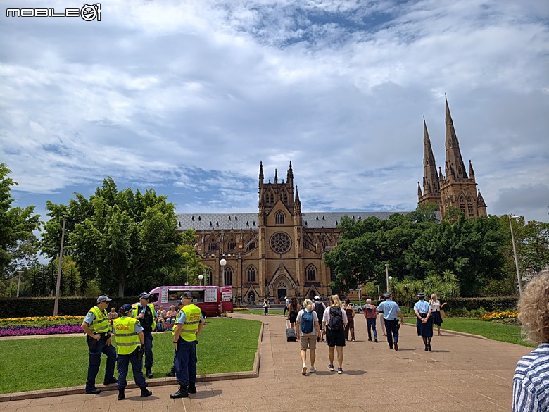 雪梨塔(Sydney Tower Eye) 、海德公園(Hyde Park)、雪梨聖母主教座堂(St Mary's Cathedral) 、維多利亞女王大廈(Queen Victoria Building)、雪梨市政廳(Sydney Town Hall)、聖安德烈座堂(St Andrew's Cathedral) — 2026東澳洲四大城巡遊之雪梨段 第3部