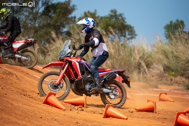 Honda Motorcycle 百位車主齊聚，硬漢英雄會看你有多硬，我在塔克越野場摔車翻了兩圈半！