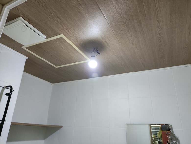 天花板壁貼,浴室清爽感,舊屋翻新