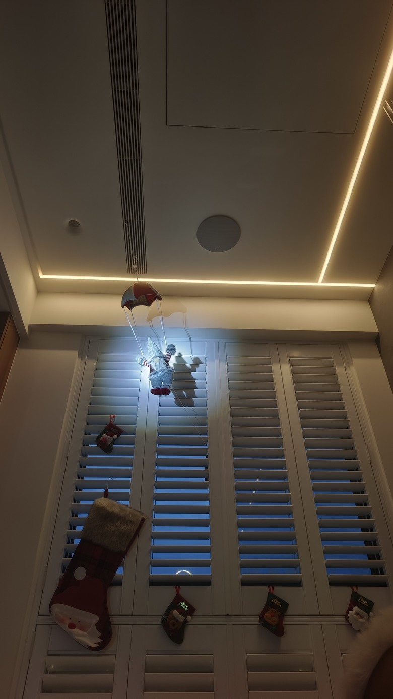 整座空間,Enchanted Light,口罩,轉驗屋交屋體驗空間,預售屋,設計師,落腳處,距離,藍圖,空間相關描述