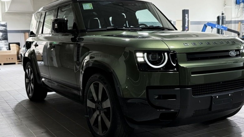 2026Defender新款「綠」, Woolstone Green 伍爾斯通綠