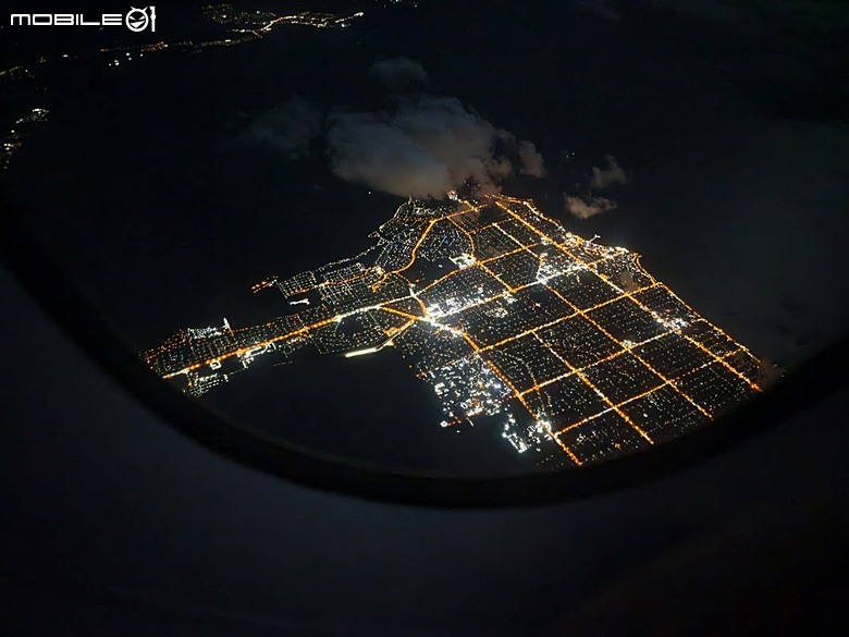 中華航空 CI057 桃園&rArr;墨爾本、CI054 布里斯本&rArr;桃園、澳洲國內線 維珍航空 VA827 墨爾本&rArr;雪梨、VA511 雪梨&rArr;黃金海岸，以及東澳四城之四座機場 — 2026東澳洲四大城巡遊之航空行程段