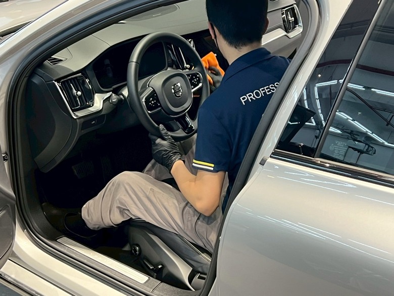 V60年後回廠保養、洗車&玻璃鍍膜完整心得分享
