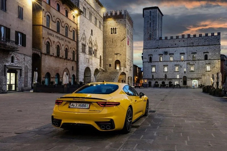 三叉戟陷入電氣化泥淖!Maserati 銷量腰斬、營收減半 Stellantis 執行長重申獲利壓力