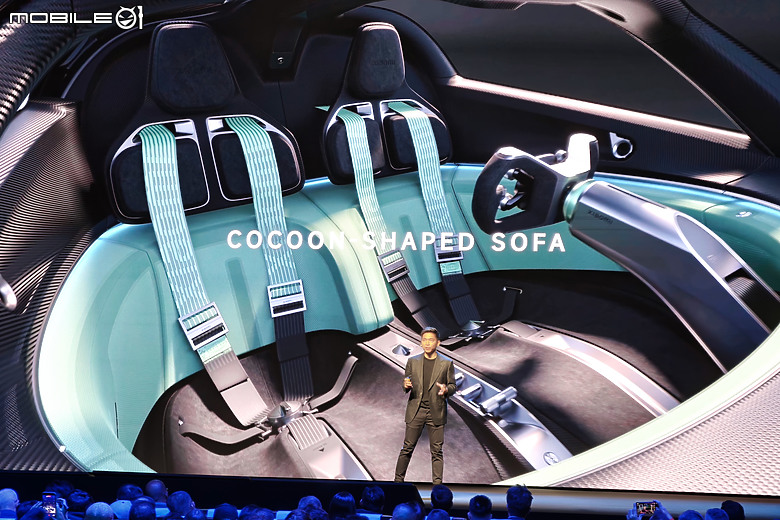 小米 MWC 展示「人車家」生態系統，Xiaomi Vision GT 超跑實車動眼看！