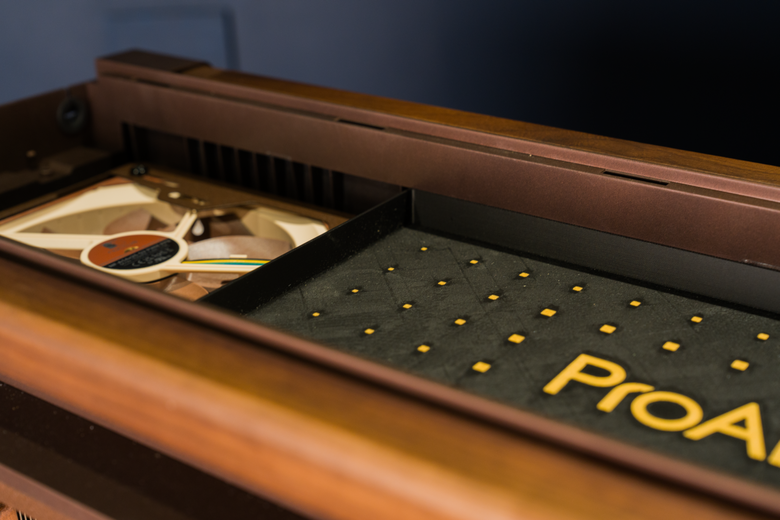 信仰配色!華碩 ProArt PA602 木質版 復古棕 特仕版