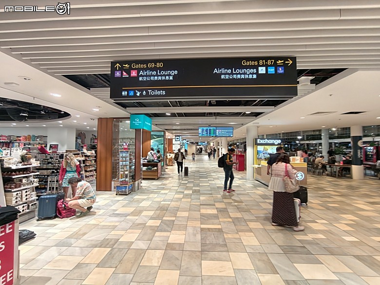 中華航空 CI057 桃園&rArr;墨爾本、CI054 布里斯本&rArr;桃園、澳洲國內線 維珍航空 VA827 墨爾本&rArr;雪梨、VA511 雪梨&rArr;黃金海岸，以及東澳四城之四座機場 — 2026東澳洲四大城巡遊之航空行程段
