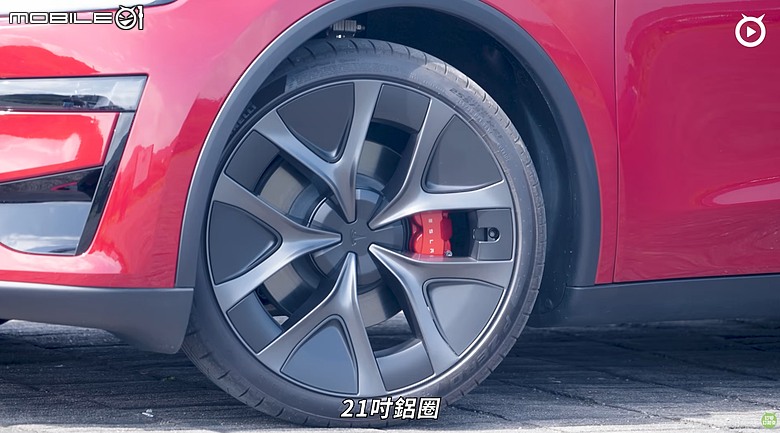 【影音試駕】Tesla Model Y Performance小改款，電動休旅的霸主！