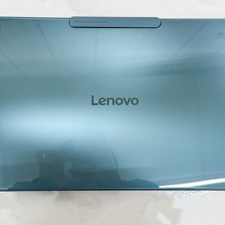 開箱&分享 Lenovo 聯想 2025「Yoga Air X AI元啟版 」輕薄筆電🖥️(全實拍及開箱影片)