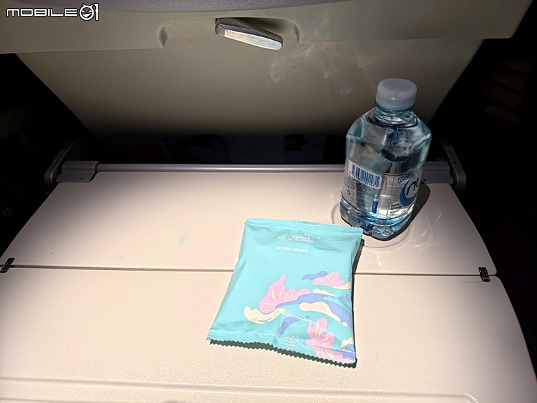 中華航空 CI057 桃園&rArr;墨爾本、CI054 布里斯本&rArr;桃園、澳洲國內線 維珍航空 VA827 墨爾本&rArr;雪梨、VA511 雪梨&rArr;黃金海岸，以及東澳四城之四座機場 — 2026東澳洲四大城巡遊之航空行程段