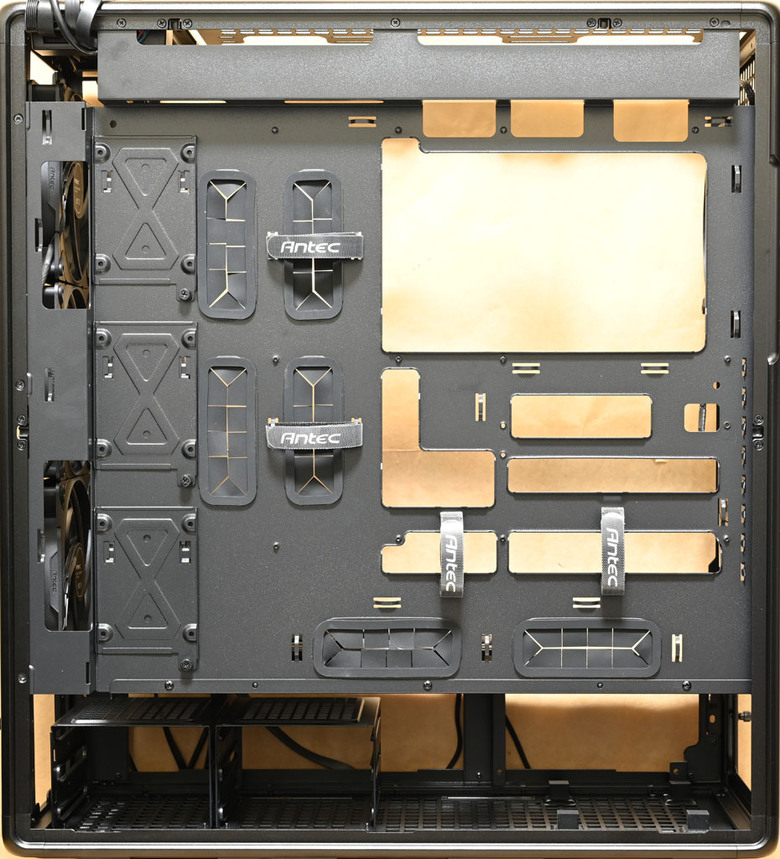 點我看大圖 Antec 900機殼開箱