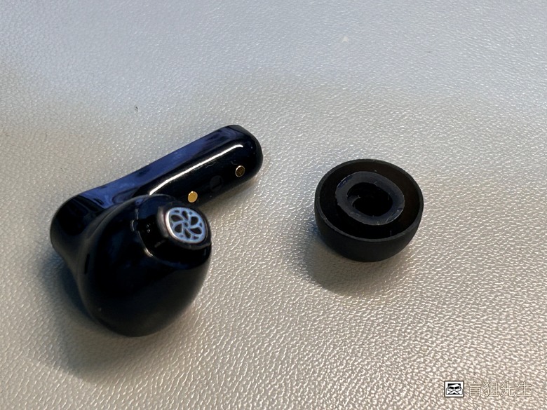 【盲狙先生傳118】EarFun Air Pro 4+ Premium Sound | 紅點設計獎逸品入手!! 厚實而深暖的音質、全新藍牙6.0、AI翻譯、自適應降噪與雙驅動單體設計的高性價旗艦