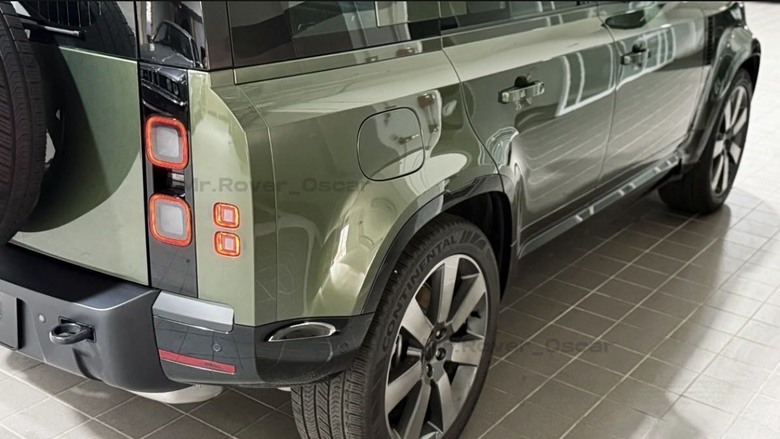 2026Defender新款「綠」, Woolstone Green 伍爾斯通綠