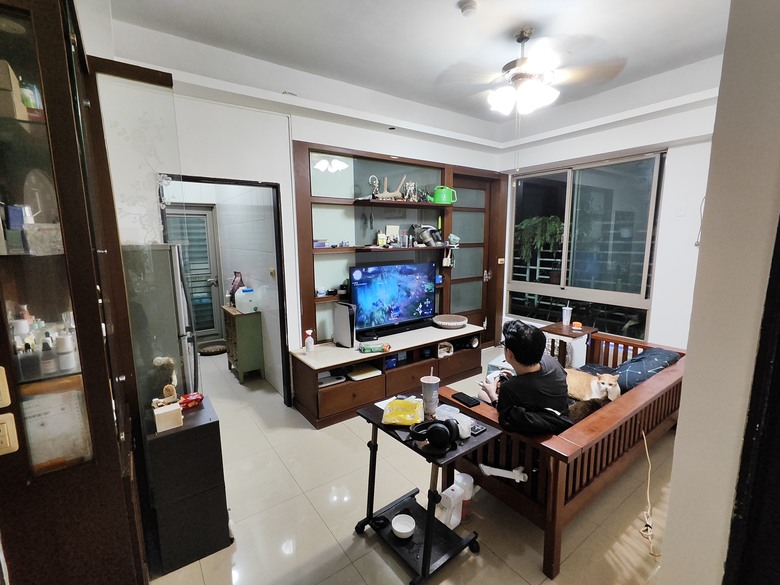 全室油漆改造,舊屋變明亮,DIY翻新