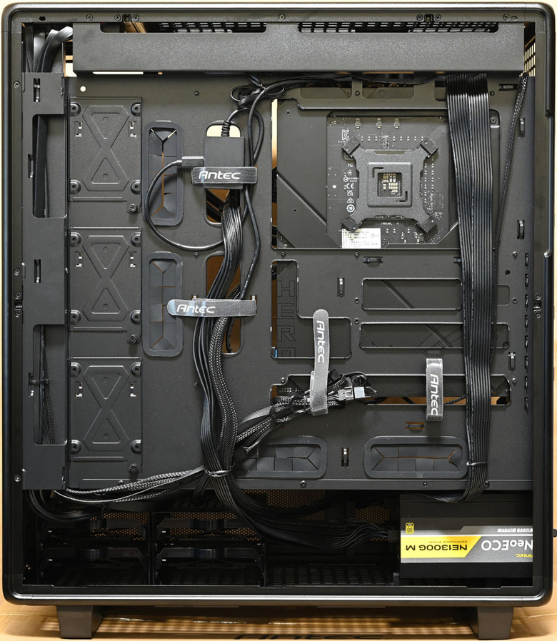 點我看大圖 Antec 900機殼開箱