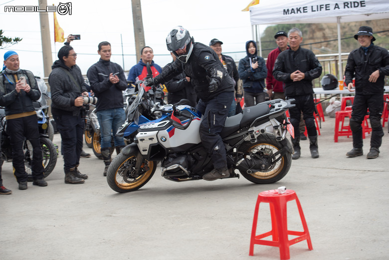 點我看大圖 BMW Motorrad 越野駕駛訓練課程全記錄,國際教官手把手帶你解任務!