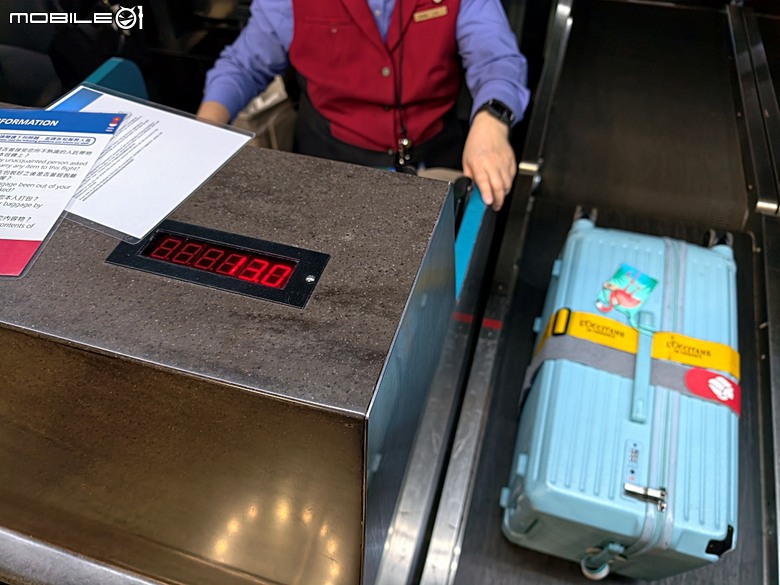 中華航空 CI057 桃園&rArr;墨爾本、CI054 布里斯本&rArr;桃園、澳洲國內線 維珍航空 VA827 墨爾本&rArr;雪梨、VA511 雪梨&rArr;黃金海岸，以及東澳四城之四座機場 — 2026東澳洲四大城巡遊之航空行程段