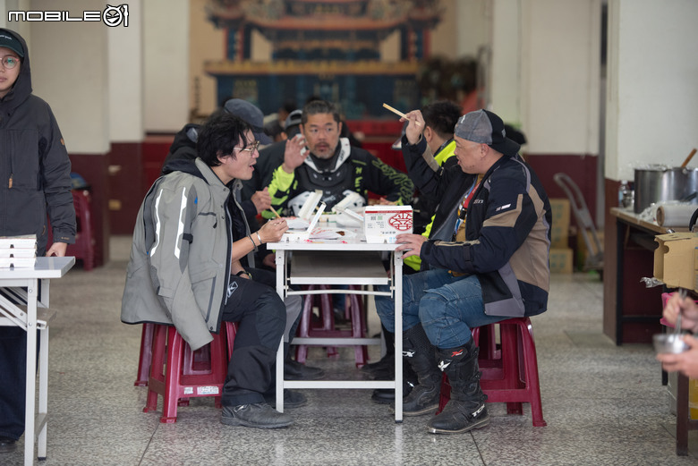 點我看大圖 BMW Motorrad 越野駕駛訓練課程全記錄,國際教官手把手帶你解任務!