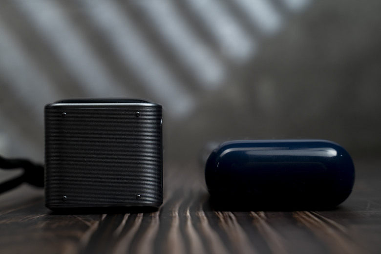 點我看大圖 【開箱測試】ANKER A1339 9600mAh 65W 急速快充行動電源