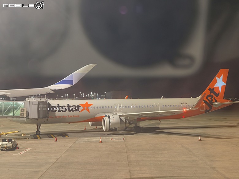 中華航空 CI057 桃園&rArr;墨爾本、CI054 布里斯本&rArr;桃園、澳洲國內線 維珍航空 VA827 墨爾本&rArr;雪梨、VA511 雪梨&rArr;黃金海岸，以及東澳四城之四座機場 — 2026東澳洲四大城巡遊之航空行程段