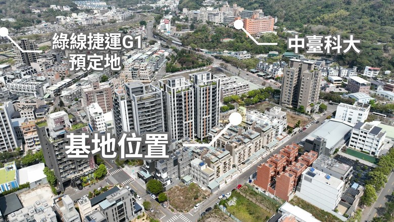 點我看大圖 🌟 北屯【純大3房新案】綠線捷運G1延伸話題 朝南高樓層無限棟距萬坪公園 周遭公園環繞 社區單純均質宅 空拍分享