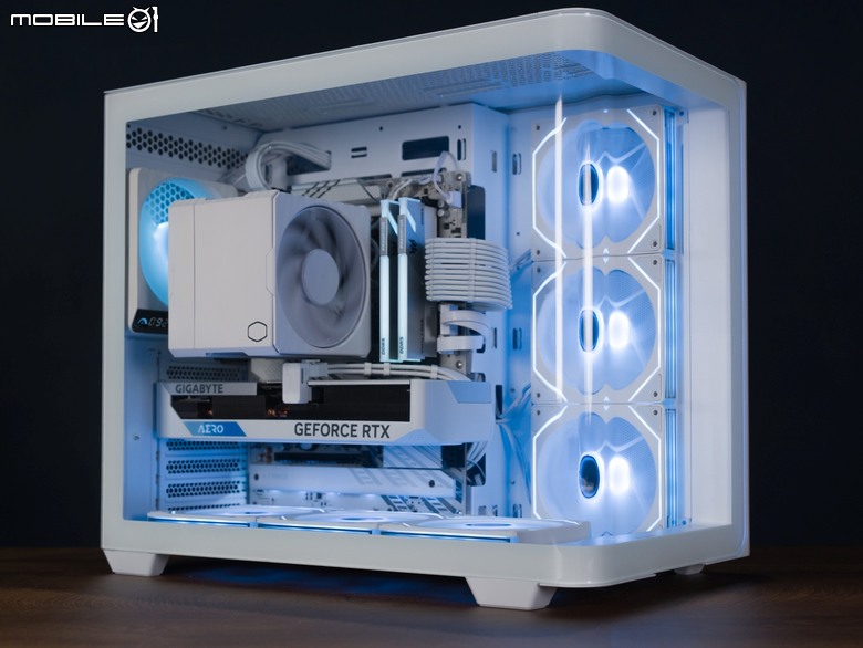 誠意升級 全漢M580 Pro 完整曲面玻璃海景機殼