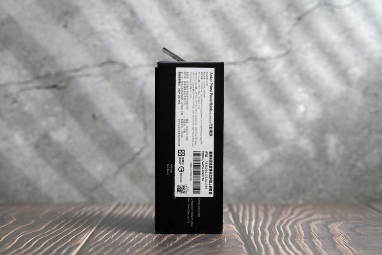 點我看大圖 【開箱測試】ANKER A1339 9600mAh 65W 急速快充行動電源