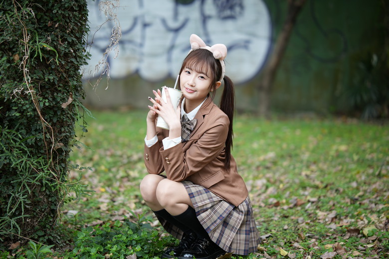 【 陳愉落雁之Angel 】唯卓仕 56mm F1.2 E 拍出的愉"星"味