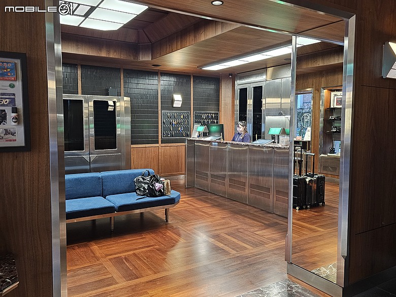 駕著 Mercedes-Benz 全新 CLA 180 來趟台南之旅｜拍攝景點分享，超乎預期的油電動力發揮！