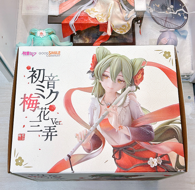 【開箱】初音未來 梅花三弄 Ver. - 梅花映雪雪中飄，初音輕吟笛玉揚！