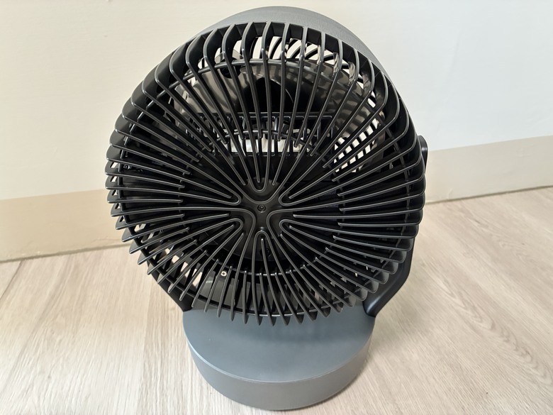 【小宅開箱】SHARP 森呼吸NEXT 3D清淨循環扇 PK-18S03T 開箱｜能除臭又抗拒的循環扇 你見過嗎