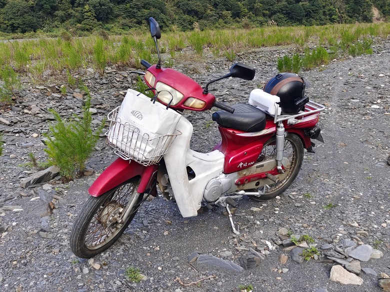 騎著國民車去越野－－廢棄縮短的古魯林道
