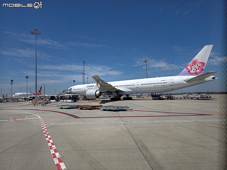 中華航空 CI057 桃園&rArr;墨爾本、CI054 布里斯本&rArr;桃園、澳洲國內線 維珍航空 VA827 墨爾本&rArr;雪梨、VA511 雪梨&rArr;黃金海岸，以及東澳四城之四座機場 — 2026東澳洲四大城巡遊之航空行程段