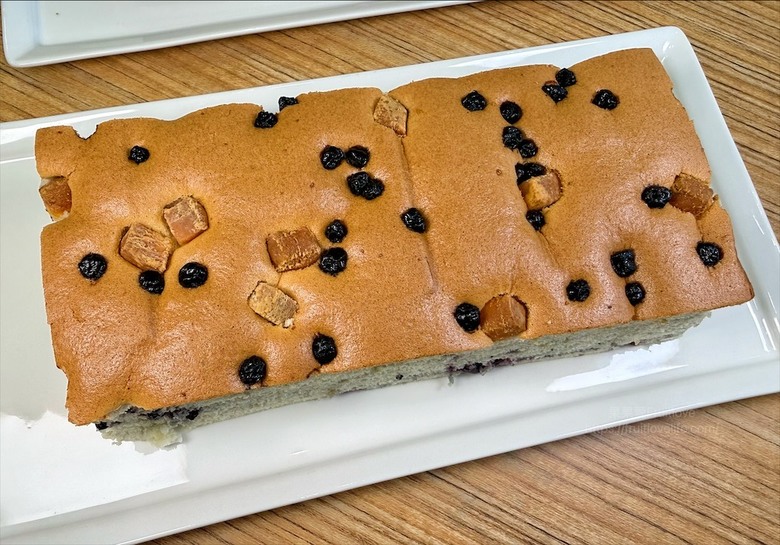 不只有手工甜點蛋糕、點心，還有天然發酵麵包與咖啡，從早餐到下午茶都可以品嚐到