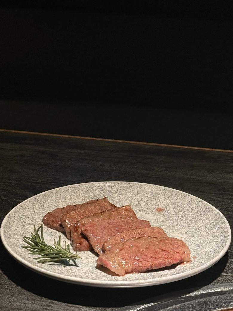 台北慶生餐廳推薦-燒肉中山 菜單價格、代烤服務、美味評價一次看